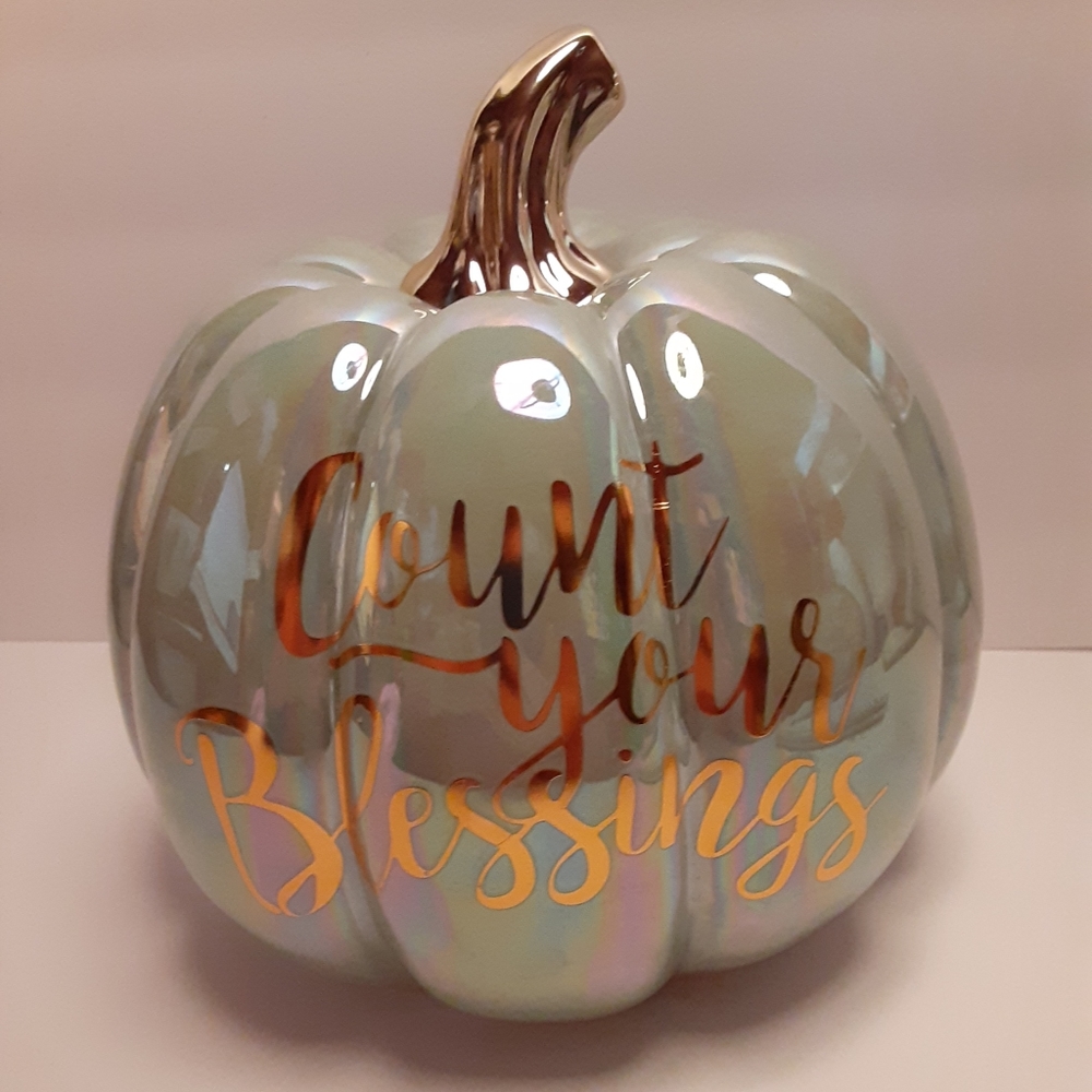 Large Ceramic Pumpkin - Picture 2 of 7